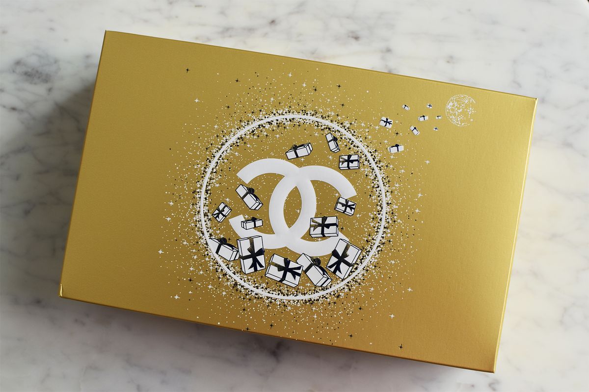 CHANEL Christmas 10