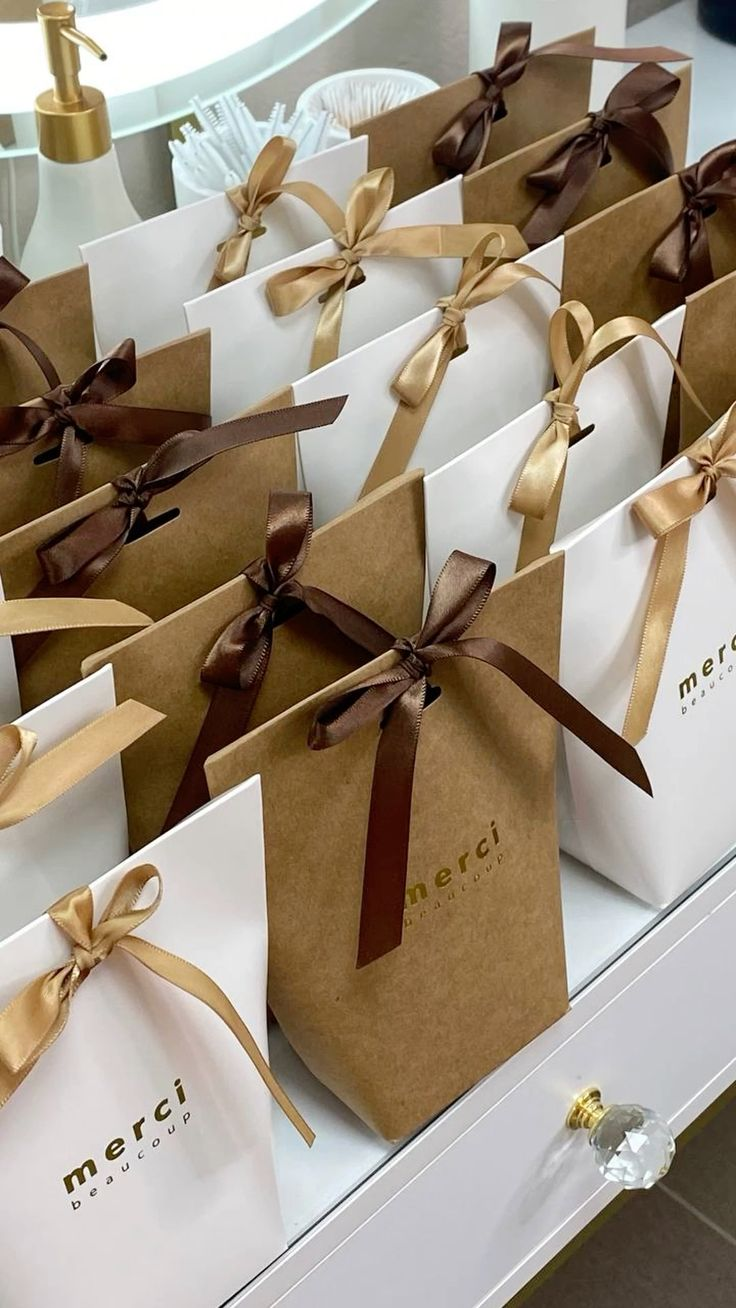 Paper Bag (4)